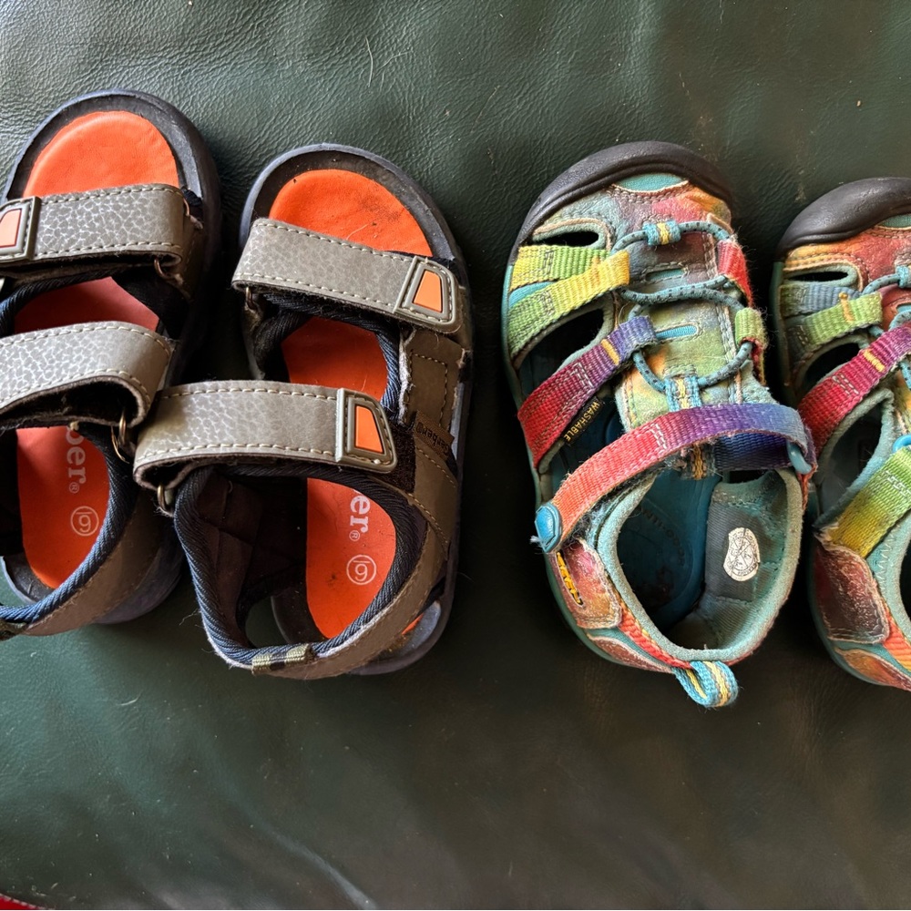 Gerber,Keen,Osh Kosh,New Balance sandals/shoes Toddler boy size 6 - Picture 2 of 8